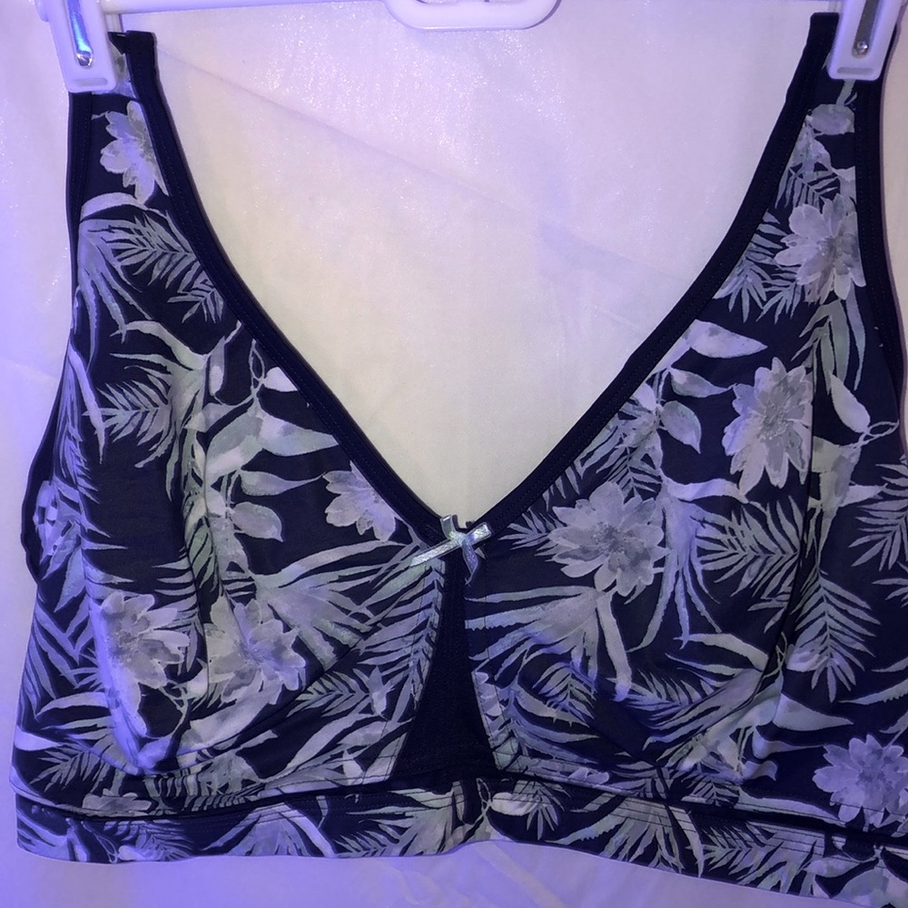 42F Cacique Cooling Bra - Unlined & No Wire Navy Tropical